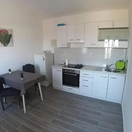Silvana Apartment *